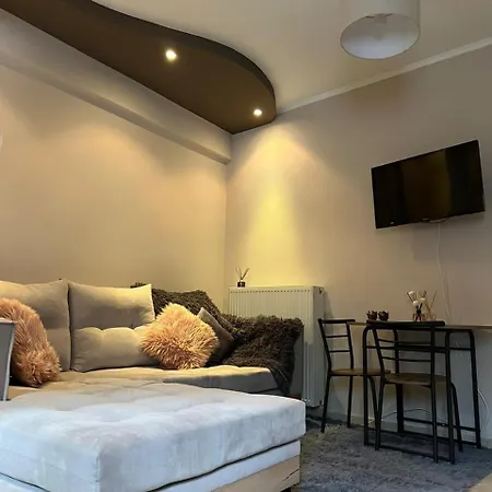 Kalavryta'S Cozy Loft Apartment Exterior photo