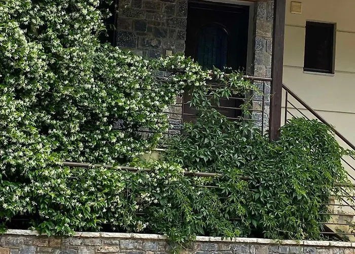 Kalavryta\'S Cozy Loft